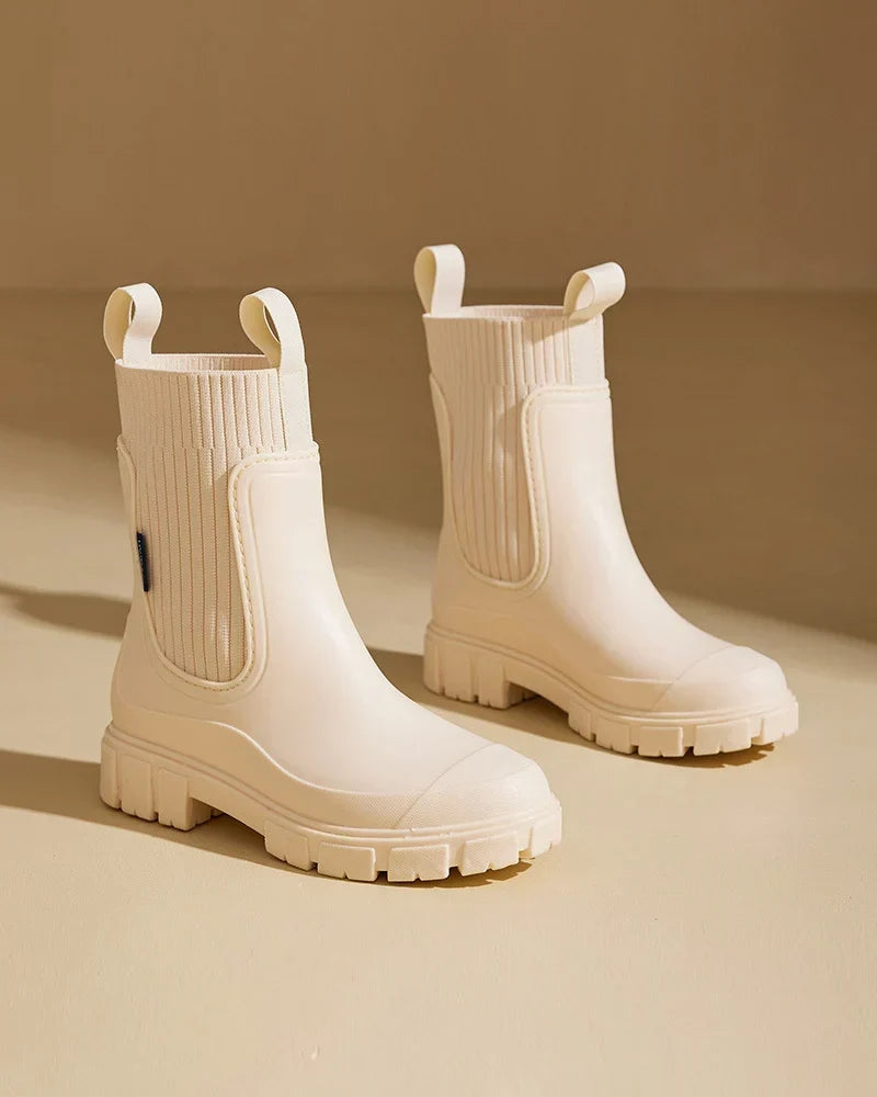Calvenne | Women's Chelsea Ankle Boots Lug Sole - Cream - Image 1