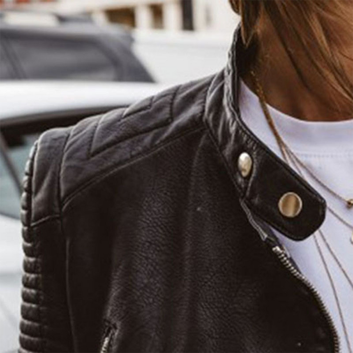 Calveth | Women&