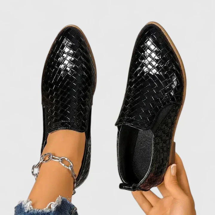 Lorwen | Women&