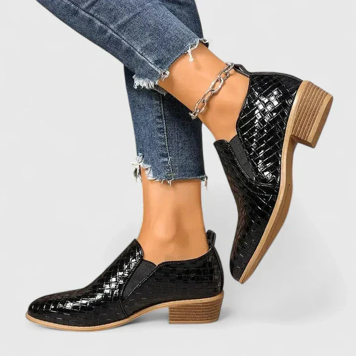 Lorwen | Women&